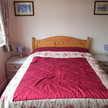 Bed and Breakfast Dove House Bishop's Cleeve Esterno foto